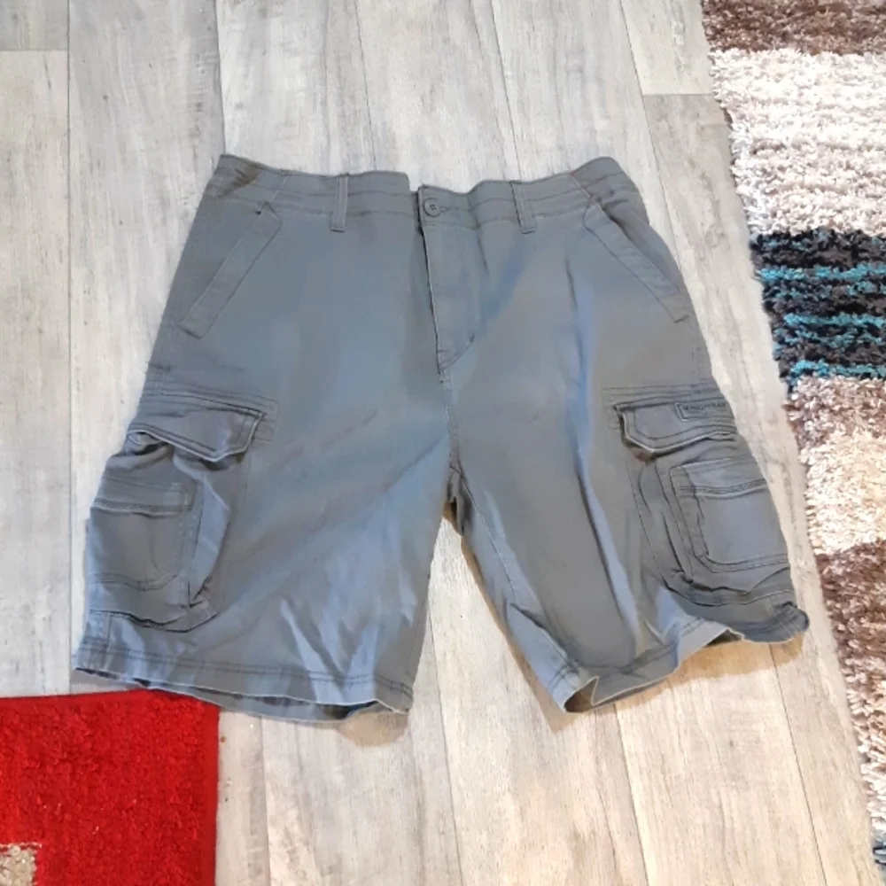 Mens gray Shorts UNION BAY sz 42